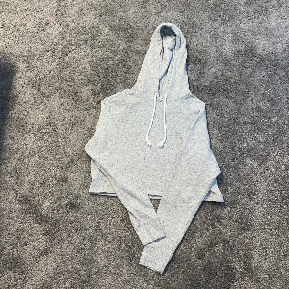 H&M heathered gray cropped hoodie